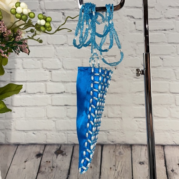 BEAUTIFULLY Beaded Blue/White Shoulder/Crossbody Mini Bag - Picture 5 of 17